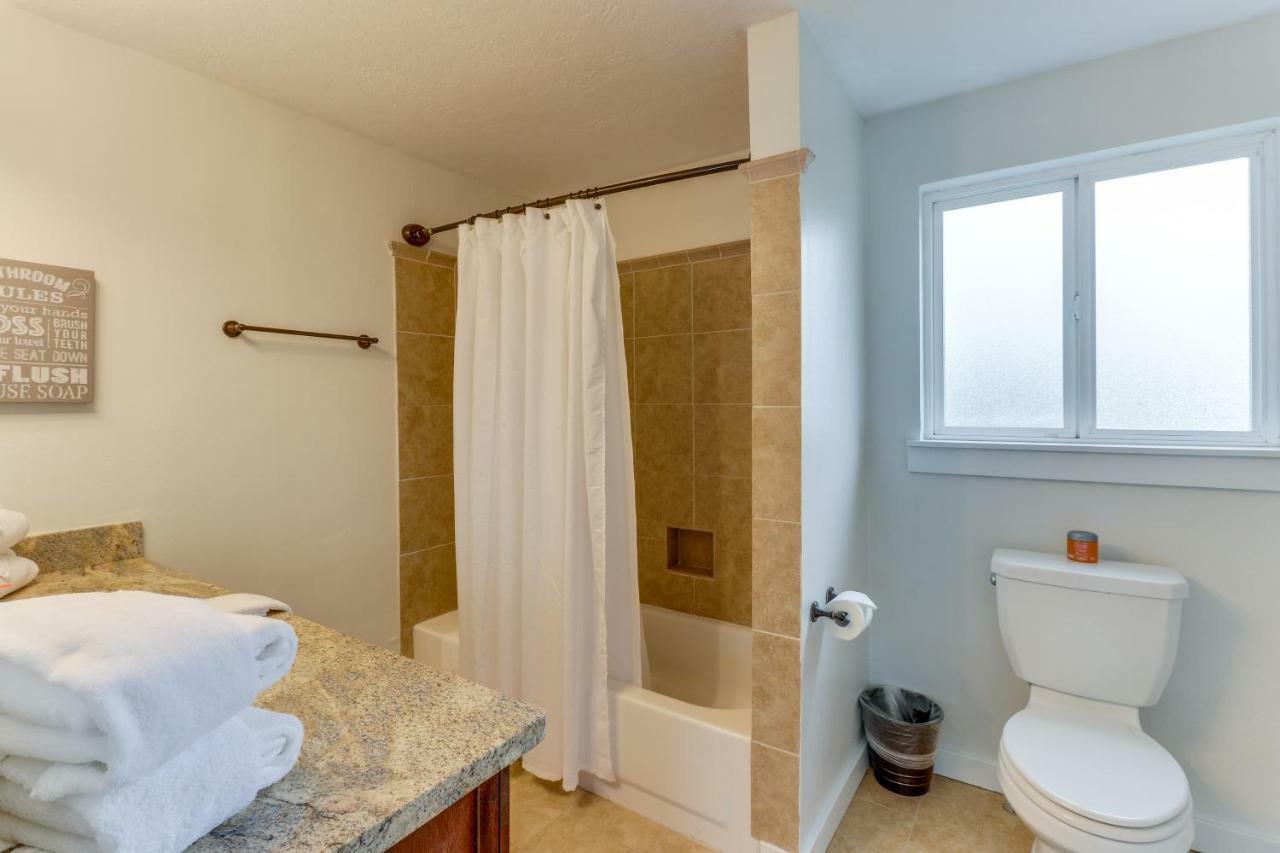 Bay Street Oasis Villa Port Orchard Bagian luar foto